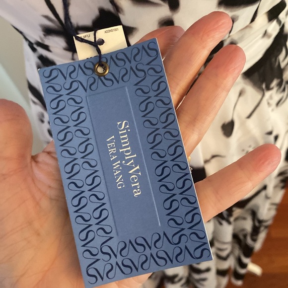 NWT Simply Vera Wang asymmetrical dress - Picture 6 of 12